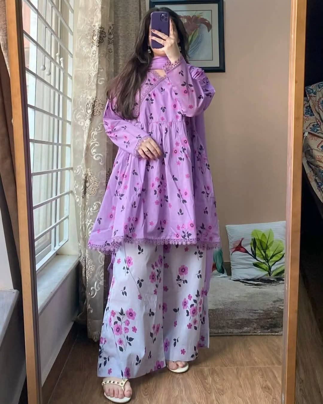 লেভেন্ডার সুন্দরী ড্রেস